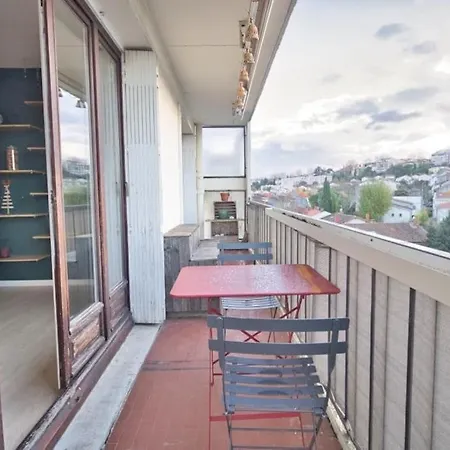 Appartamento *grand T3*lumineux*vue*parking* *